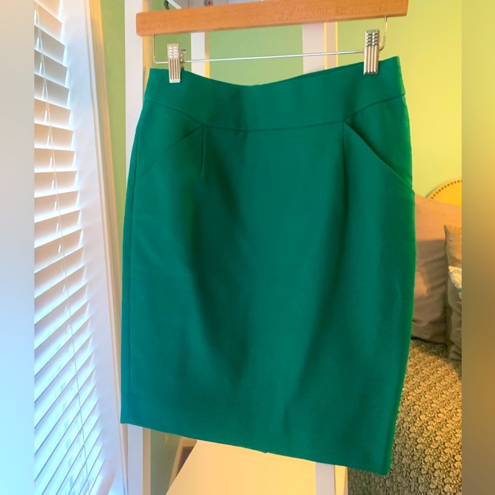 J Crew Pencil Skirt Size 2- Green
